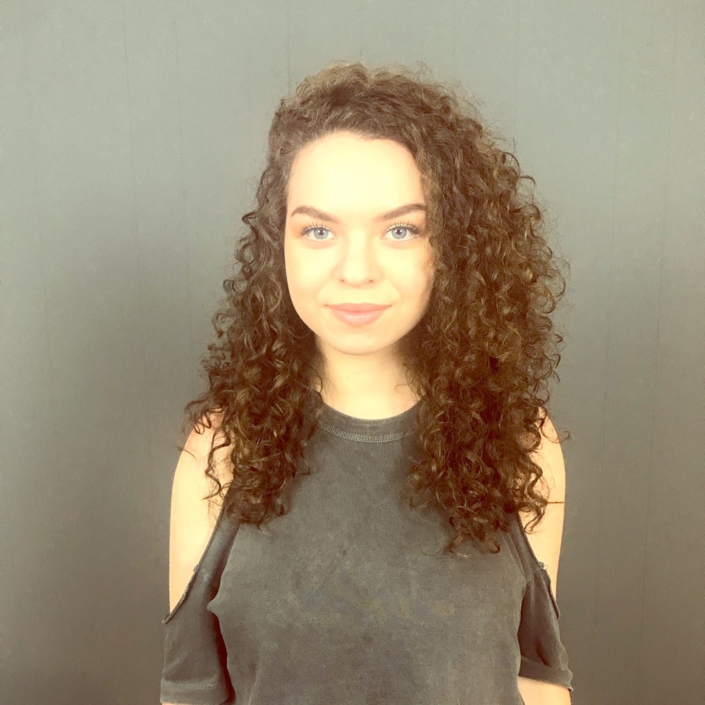 Meet your Posher, Angela